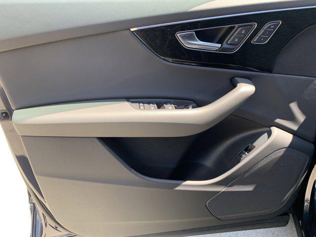 new 2025 Audi Q8 car, priced at $81,865