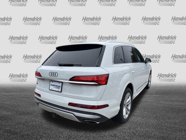 new 2025 Audi Q7 car, priced at $75,800