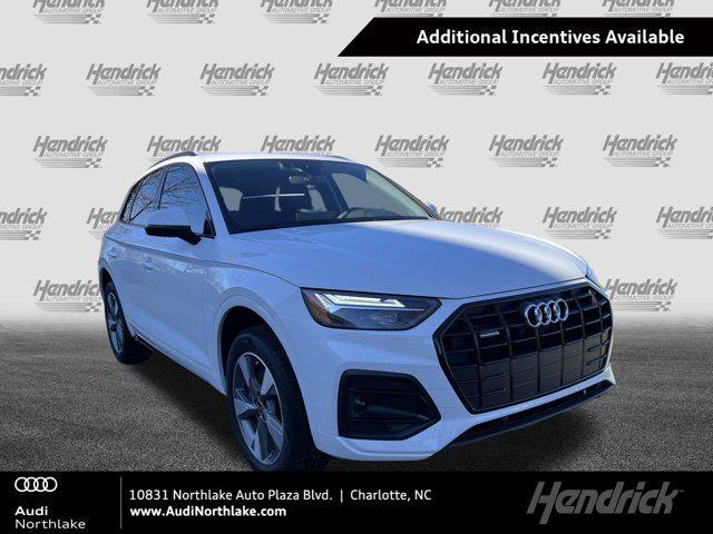 new 2025 Audi Q5 car, priced at $49,655