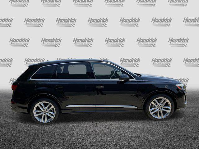 new 2025 Audi Q7 car, priced at $76,205