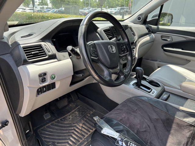 used 2020 Honda Pilot car, priced at $25,390