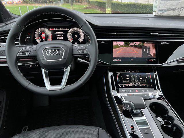 new 2025 Audi Q7 car, priced at $75,800