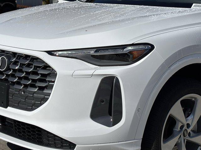 new 2025 Audi Q5 car, priced at $62,305