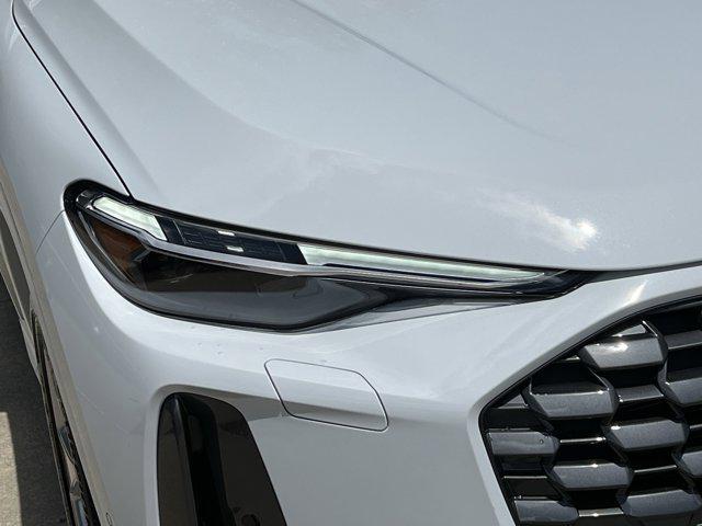 new 2025 Audi Q5 car, priced at $60,975