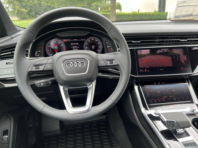 new 2025 Audi Q7 car, priced at $76,480