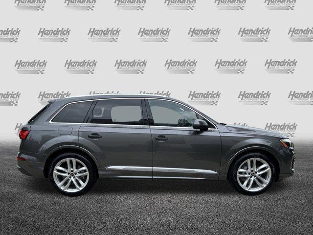 new 2025 Audi Q7 car, priced at $76,480