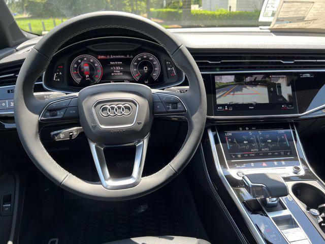 new 2025 Audi Q7 car, priced at $76,480