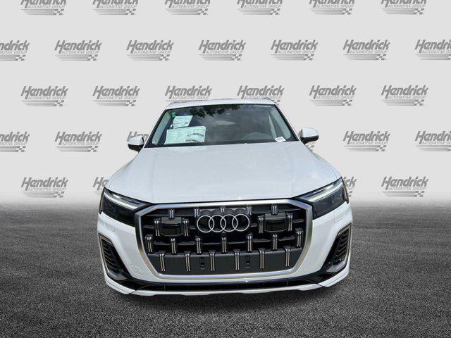 new 2025 Audi Q7 car, priced at $76,205