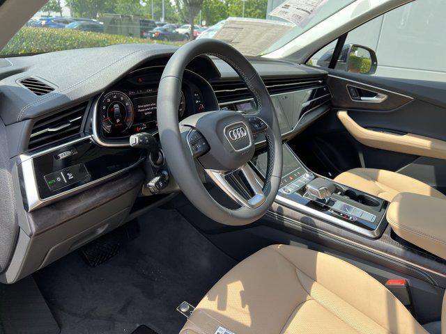 new 2025 Audi Q7 car, priced at $77,080