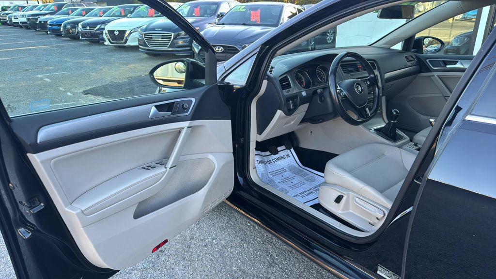 used 2015 Volkswagen Golf SportWagen car, priced at $11,995