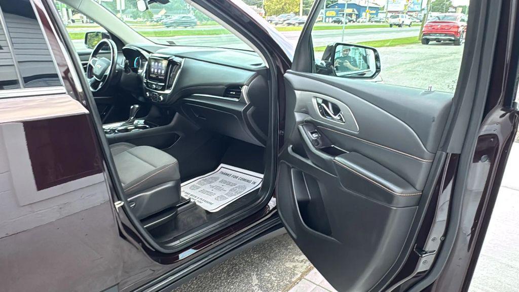 used 2020 Chevrolet Traverse car, priced at $23,995