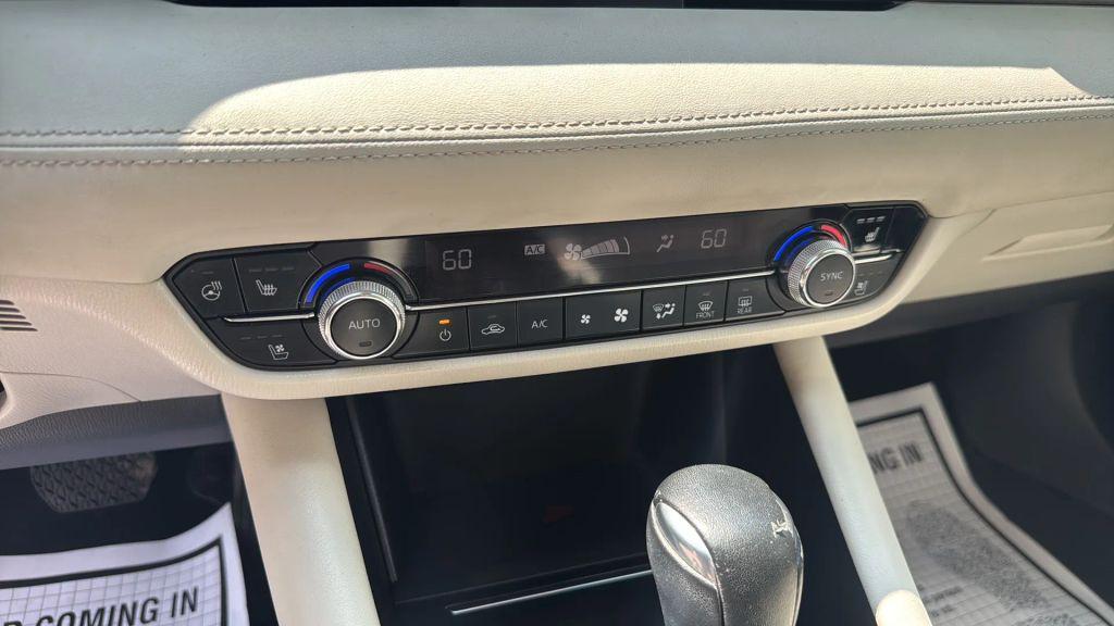 used 2018 Mazda Mazda6 car, priced at $17,995