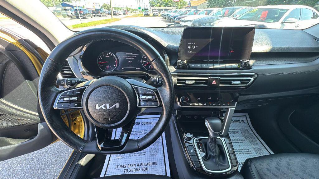 used 2023 Kia Seltos car, priced at $23,995