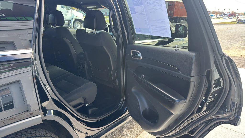 used 2017 Jeep Grand Cherokee car, priced at $11,995