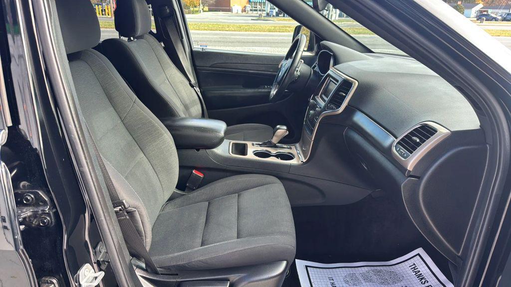 used 2017 Jeep Grand Cherokee car, priced at $11,995