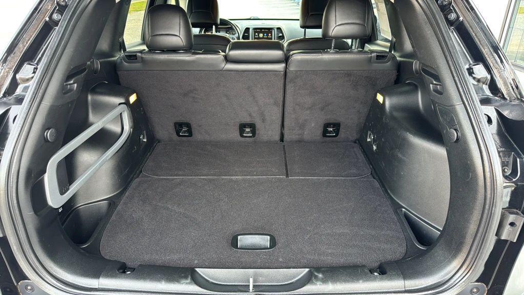 used 2017 Jeep Cherokee car, priced at $11,995