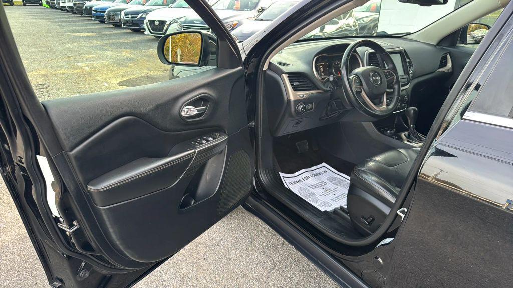 used 2017 Jeep Cherokee car, priced at $11,995