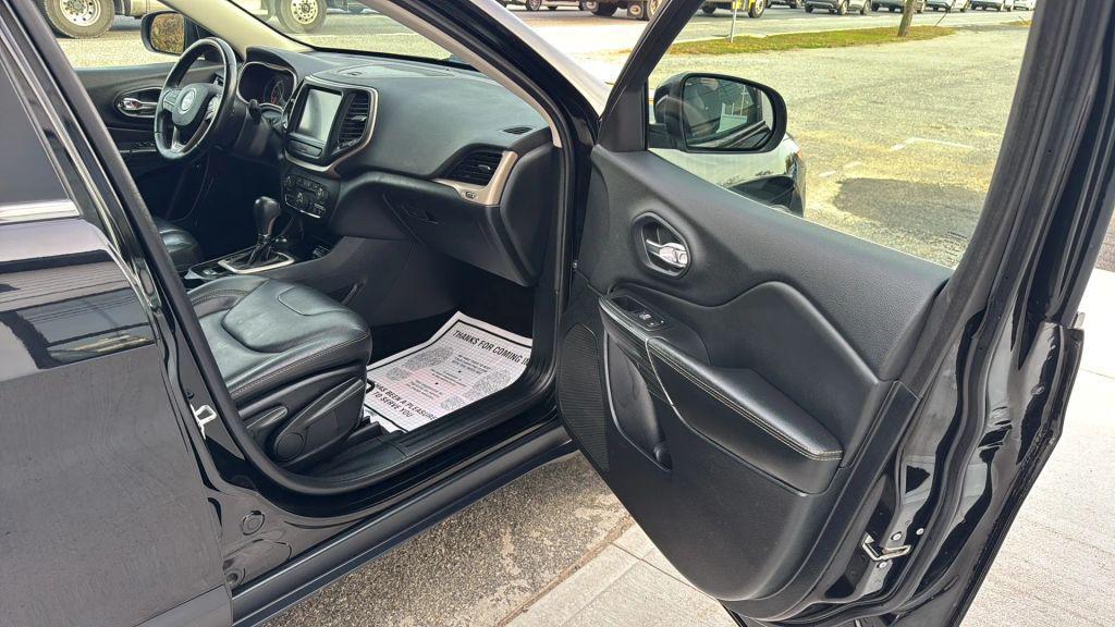 used 2017 Jeep Cherokee car, priced at $11,995