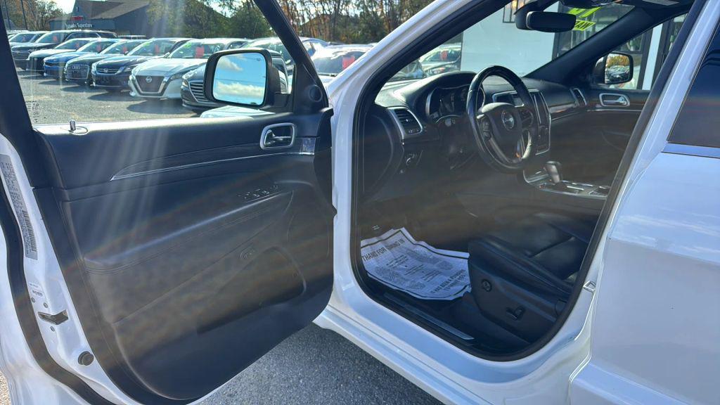 used 2018 Jeep Grand Cherokee car, priced at $14,995