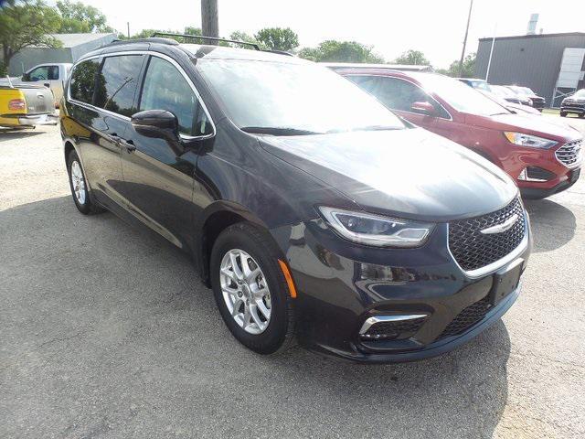 used 2022 Chrysler Pacifica car, priced at $25,090