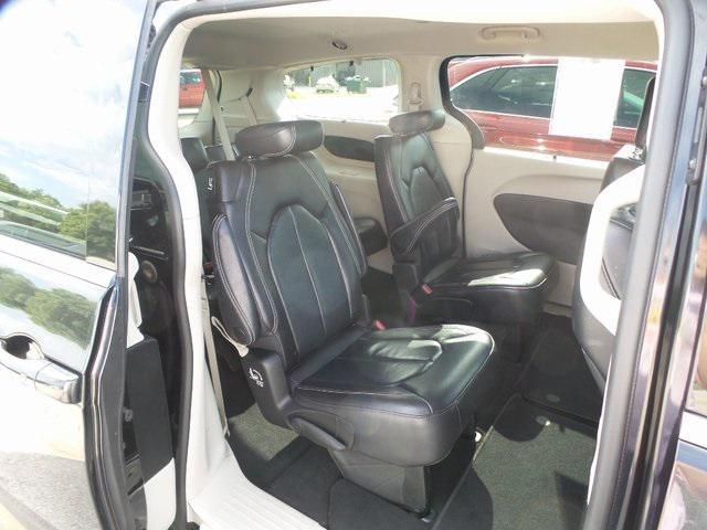 used 2022 Chrysler Pacifica car, priced at $25,090