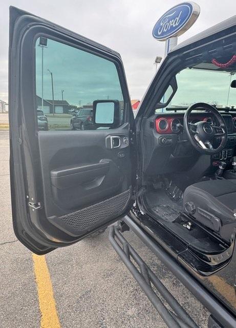 used 2021 Jeep Wrangler Unlimited car, priced at $45,988