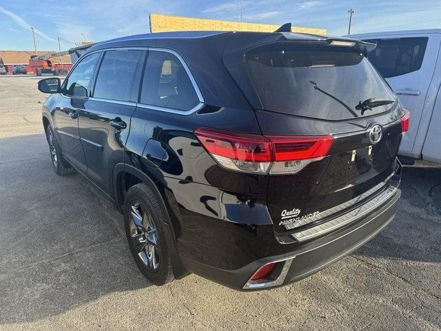 used 2017 Toyota Highlander car, priced at $27,988