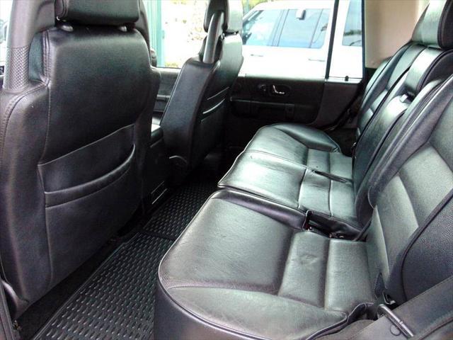 used 2004 Land Rover Discovery car, priced at $10,995