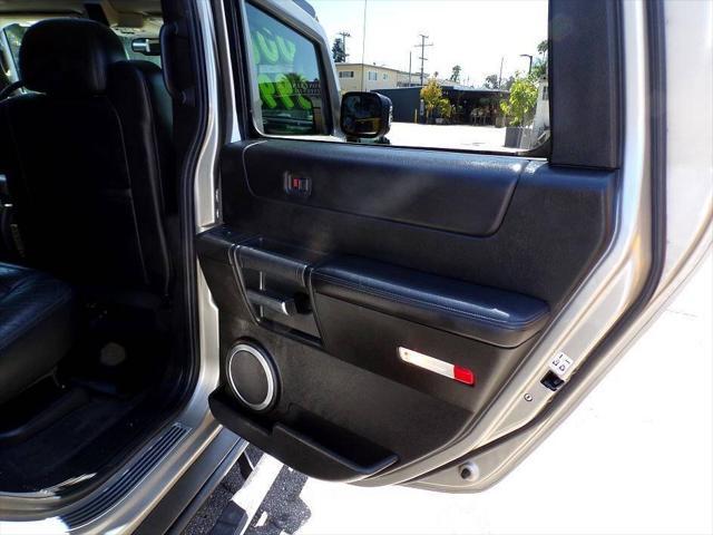 used 2006 Hummer H2 car, priced at $19,995