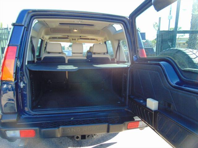 used 2003 Land Rover Discovery car, priced at $15,995