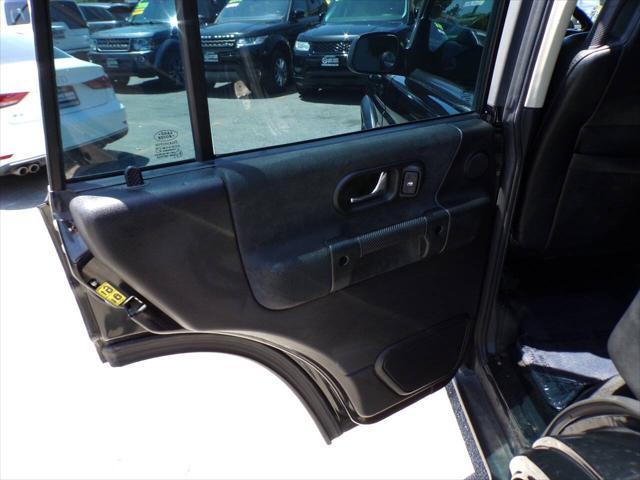 used 2003 Land Rover Discovery car, priced at $10,995