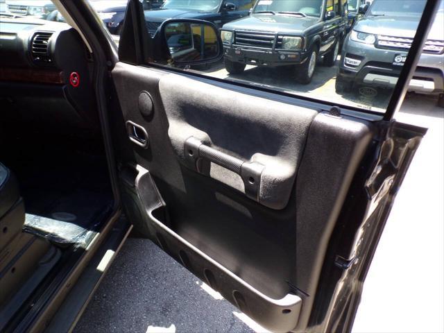 used 2003 Land Rover Discovery car, priced at $10,995
