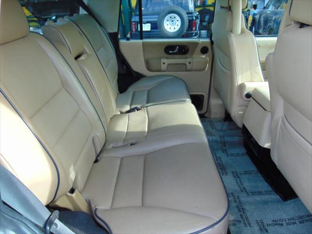 used 2004 Land Rover Discovery car, priced at $10,995