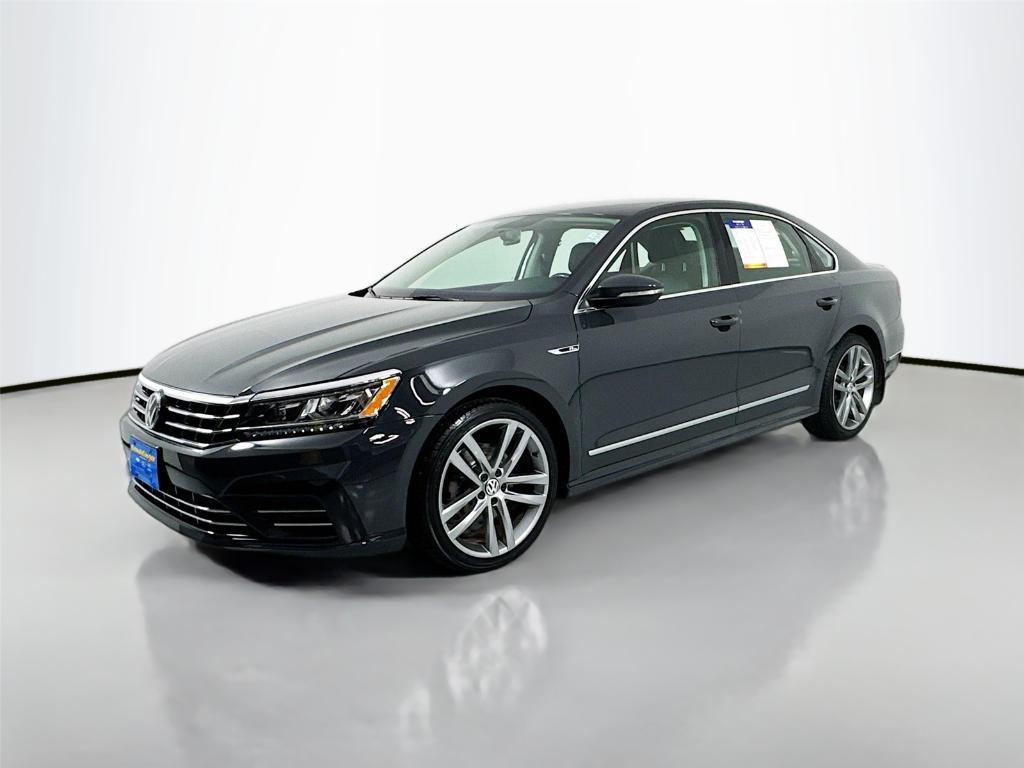 used 2017 Volkswagen Passat car