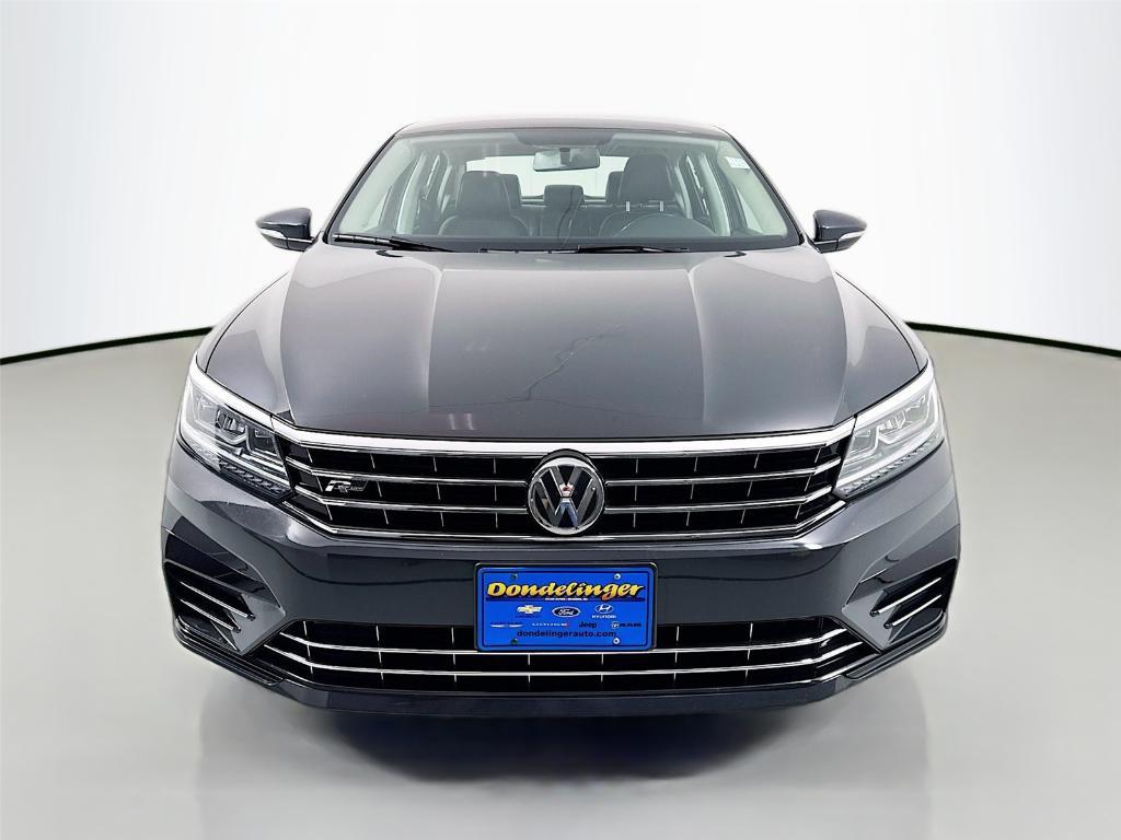 used 2017 Volkswagen Passat car