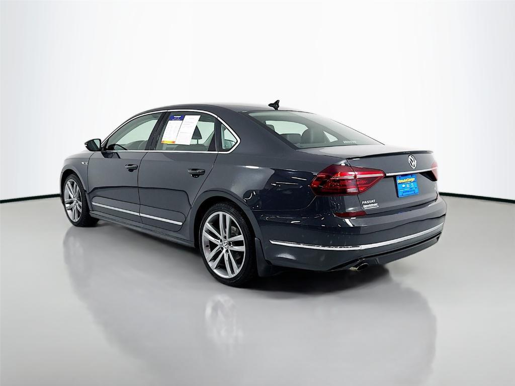 used 2017 Volkswagen Passat car