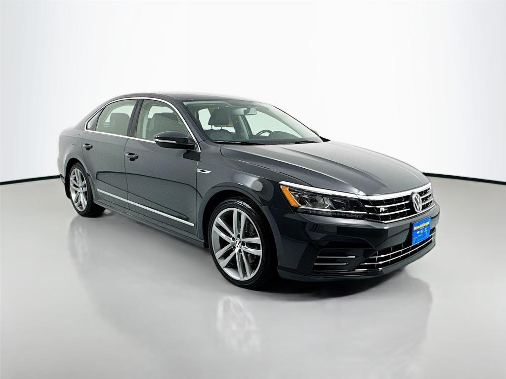 used 2017 Volkswagen Passat car