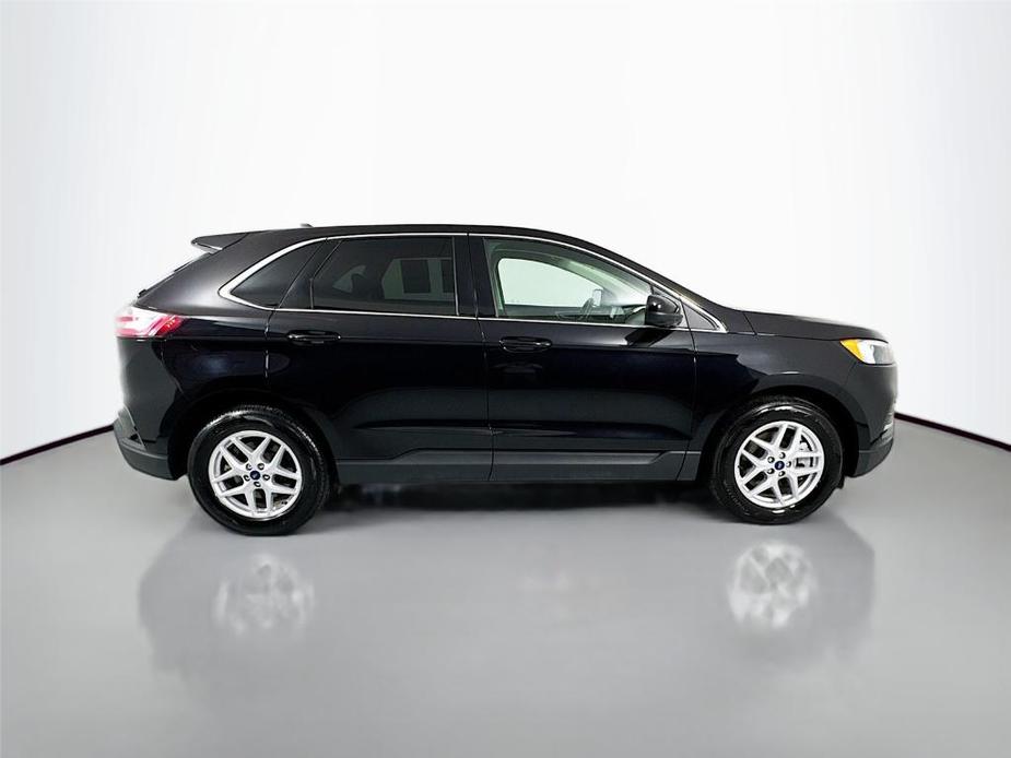 used 2022 Ford Edge car