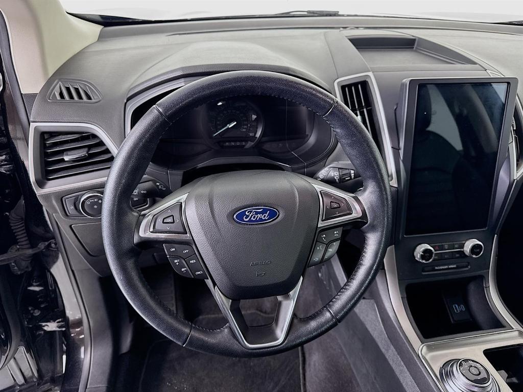 used 2022 Ford Edge car