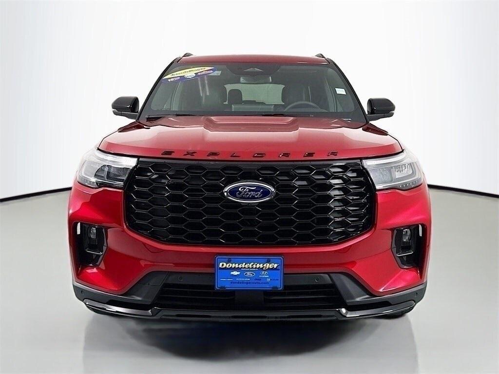 new 2025 Ford Explorer car, priced at $51,490