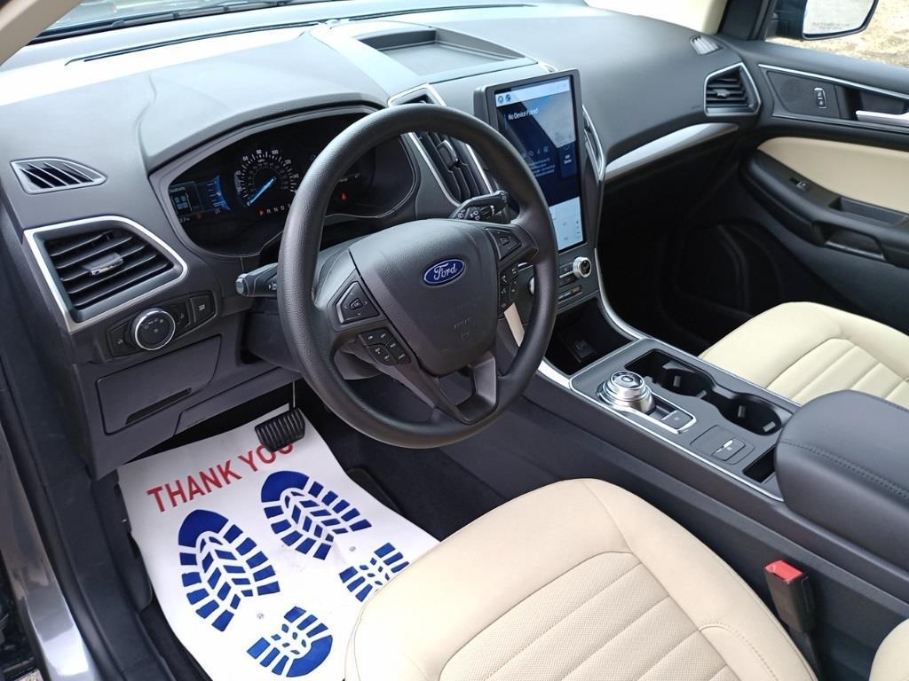 used 2024 Ford Edge car