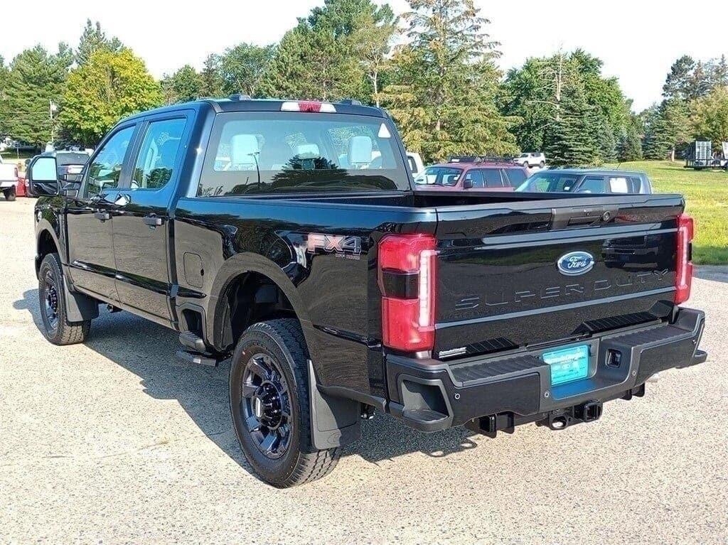 new 2024 Ford F-350 car, priced at $58,079