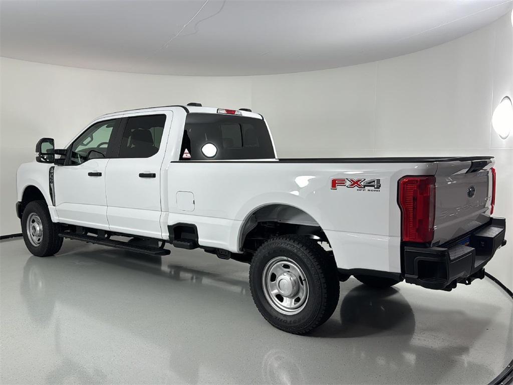 new 2024 Ford F-350 car, priced at $53,378