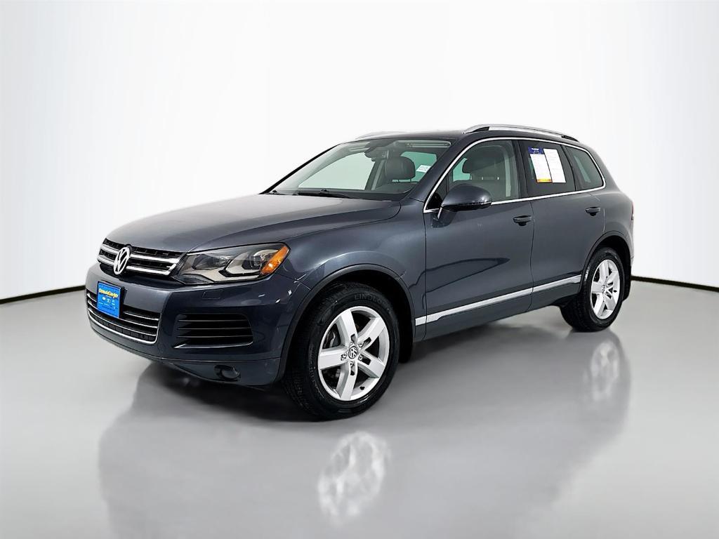 used 2012 Volkswagen Touareg car