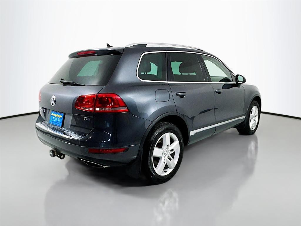 used 2012 Volkswagen Touareg car