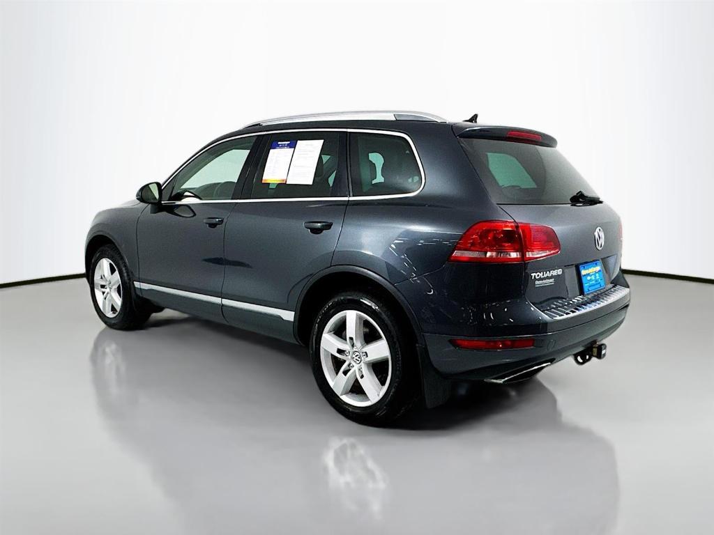 used 2012 Volkswagen Touareg car