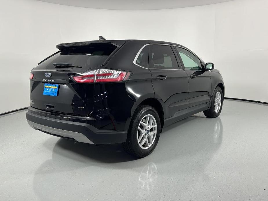 used 2022 Ford Edge car