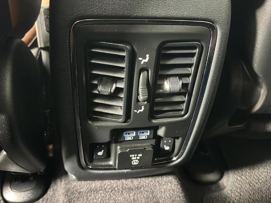 used 2018 Jeep Grand Cherokee car