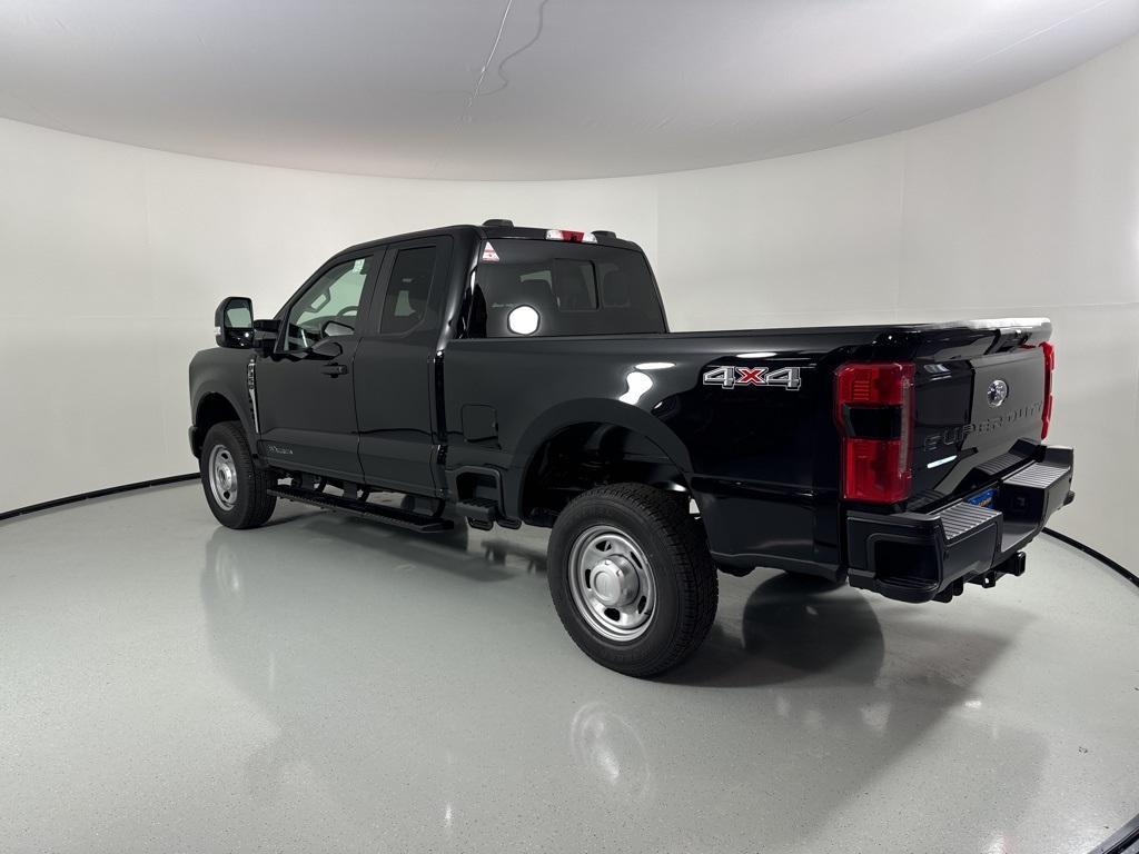 new 2024 Ford F-350 car, priced at $64,840