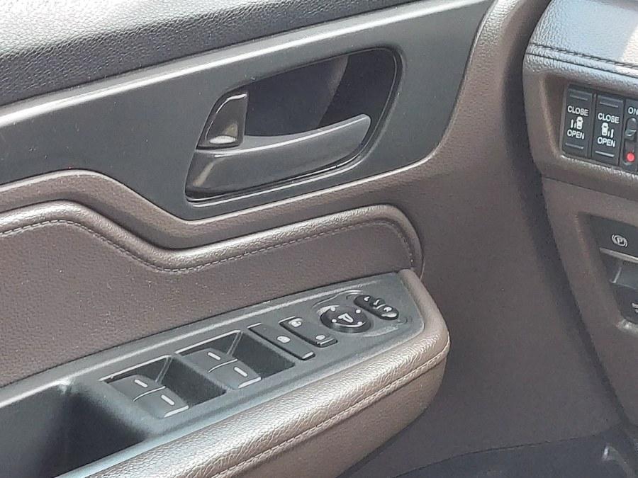 used 2019 Honda Odyssey car, priced at $17,995